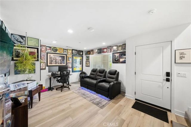 2217 S Ava Gln, Escondido, CA 92025