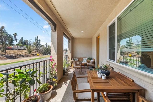 2217 S Ava Gln, Escondido, CA 92025