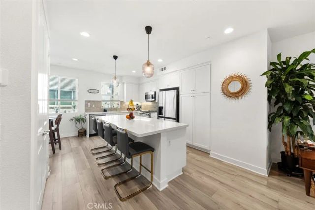 2217 S Ava Gln, Escondido, CA 92025