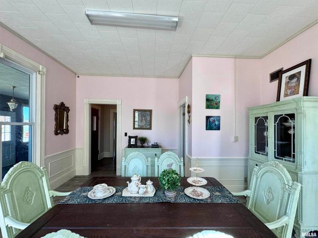 1415 4TH Street, Fulton, IL 61252