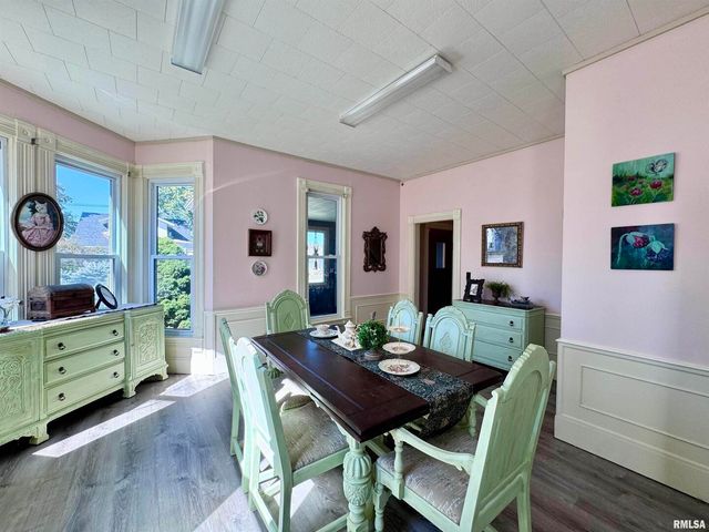 1415 4TH Street, Fulton, IL 61252