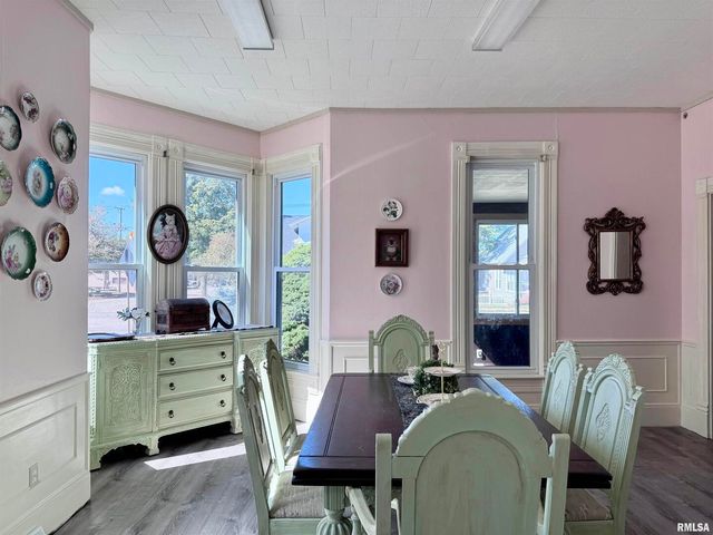 1415 4TH Street, Fulton, IL 61252