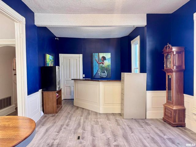 1415 4TH Street, Fulton, IL 61252