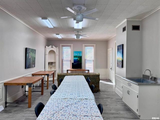 1415 4TH Street, Fulton, IL 61252