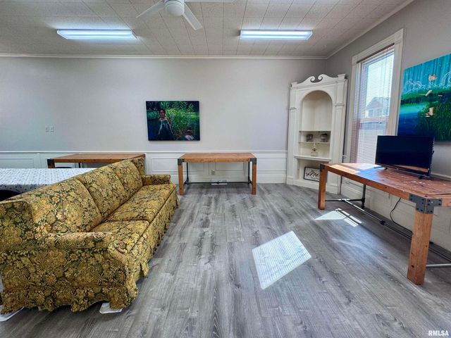 1415 4TH Street, Fulton, IL 61252