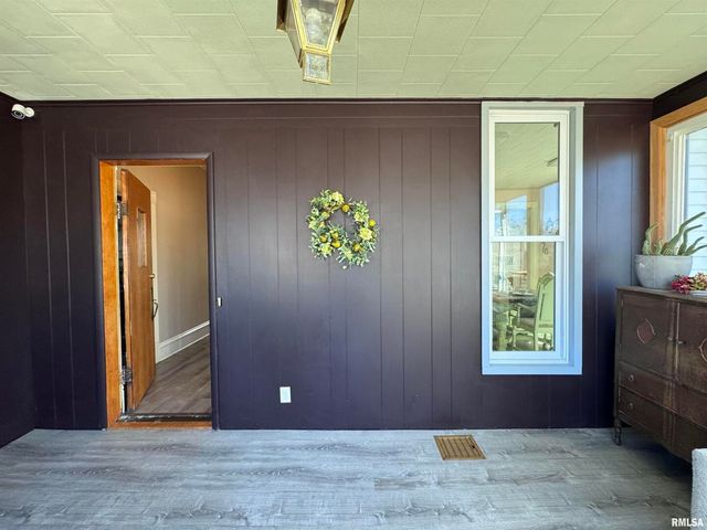 1415 4TH Street, Fulton, IL 61252