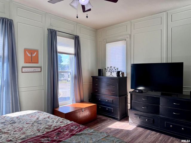 1415 4TH Street, Fulton, IL 61252