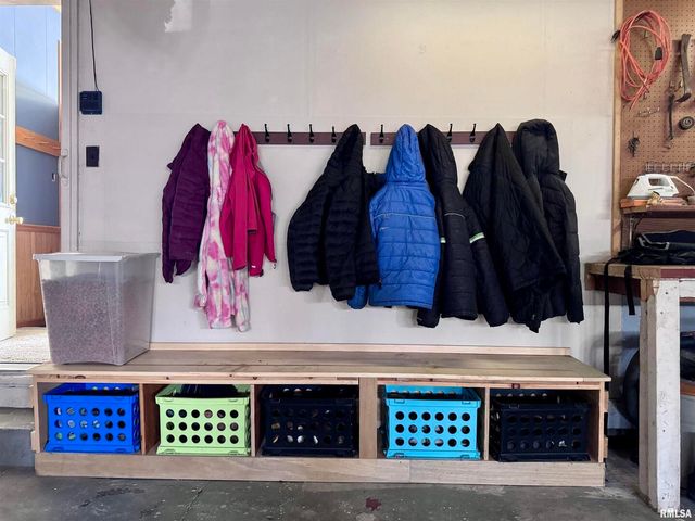 1415 4TH Street, Fulton, IL 61252