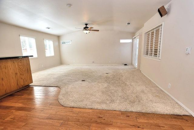8645 Fallbrook Way, Sacramento, CA 95826