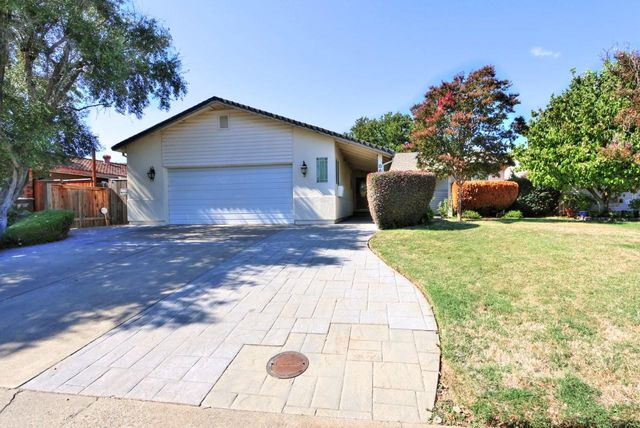 8645 Fallbrook Way, Sacramento, CA 95826