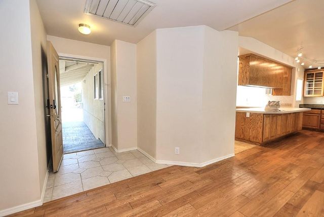 8645 Fallbrook Way, Sacramento, CA 95826