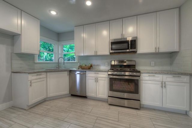 2011 Fortview RD, Austin, TX 78704