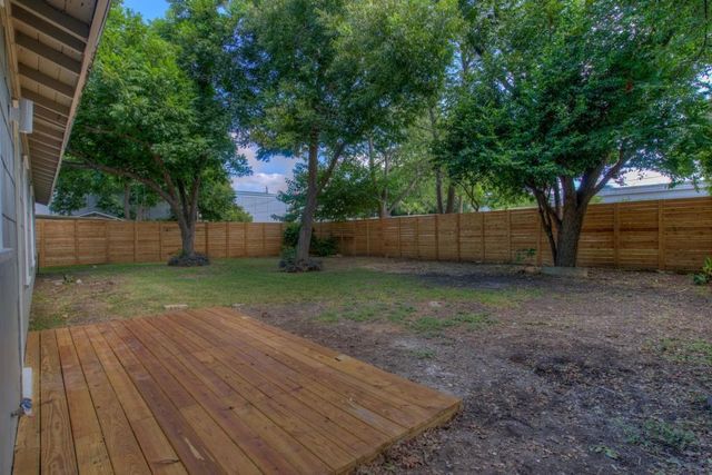 2011 Fortview RD, Austin, TX 78704