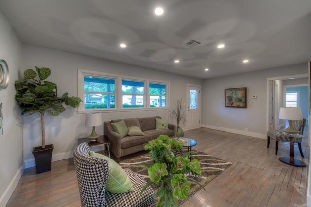 2011 Fortview RD, Austin, TX 78704