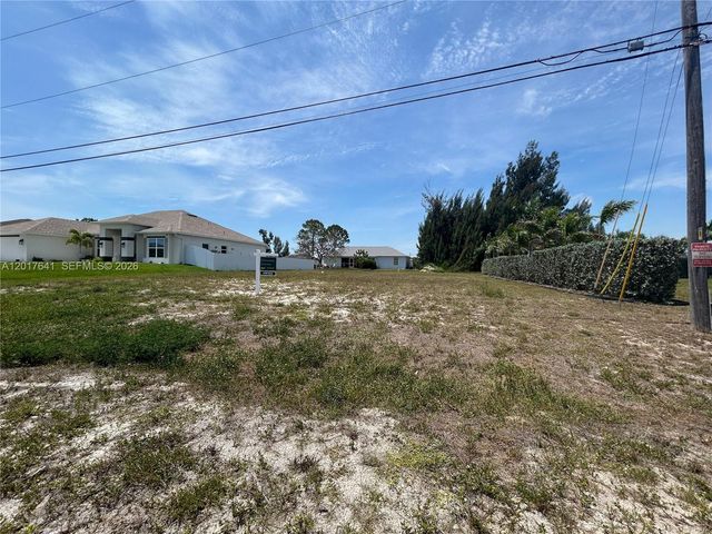 3217 NW 21st Street, Cape Coral, FL 33993