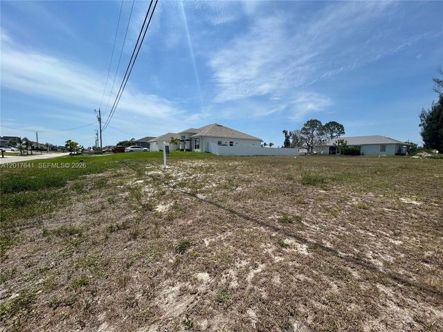 3217 NW 21st Street, Cape Coral, FL 33993