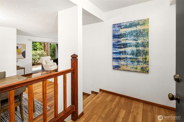 4727 W Lake Sammamish Parkway SE #B-106, Issaquah, WA 98027