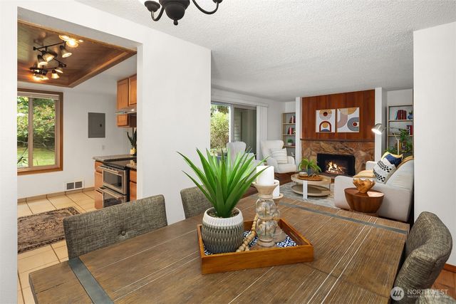 4727 W Lake Sammamish Parkway SE #B-106, Issaquah, WA 98027