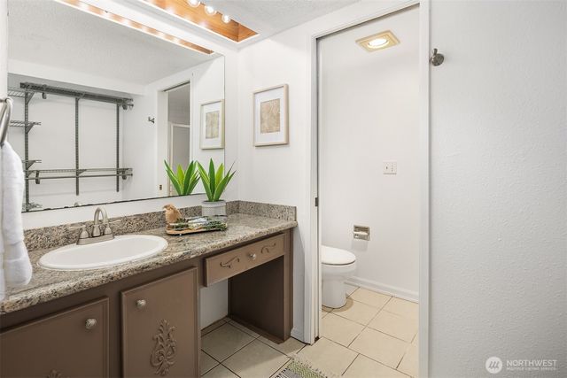 4727 W Lake Sammamish Parkway SE #B-106, Issaquah, WA 98027