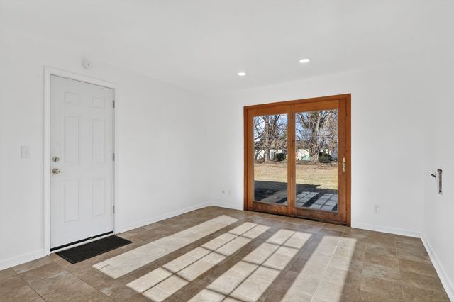 4193 Ardmore Avenue, Rockford, IL 61102