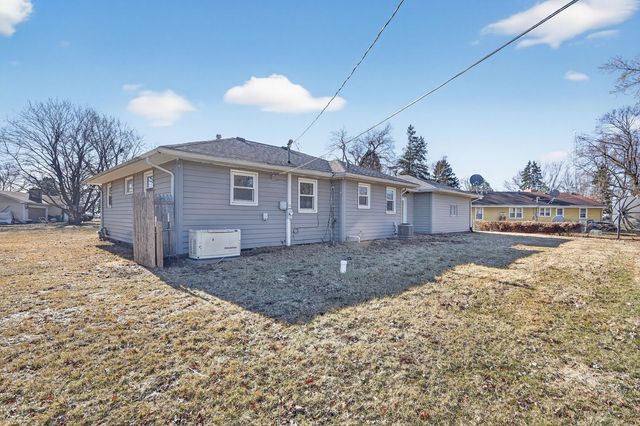 4193 Ardmore Avenue, Rockford, IL 61102