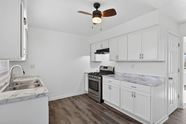 4193 Ardmore Avenue, Rockford, IL 61102