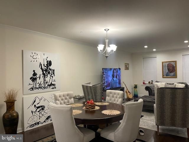 8 MANCHESTER DR, Hatboro, PA 19040