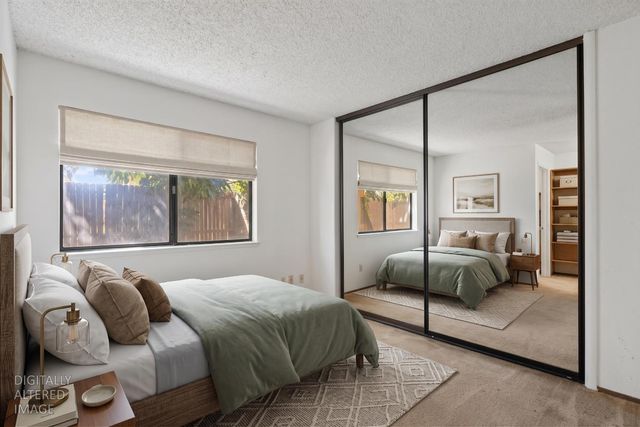 7624 Valley Wood Dr, Sacramento, CA 95828