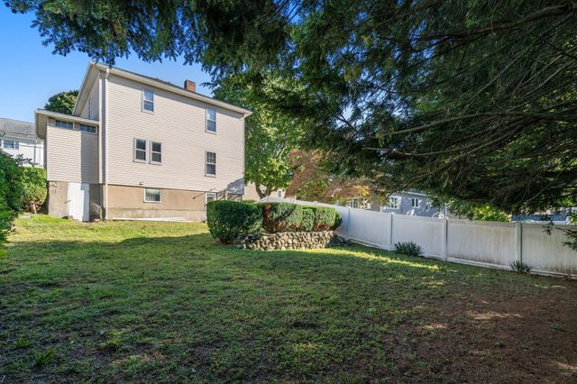 138 Forest St, Watertown, MA 02472