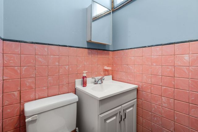138 Forest St, Watertown, MA 02472