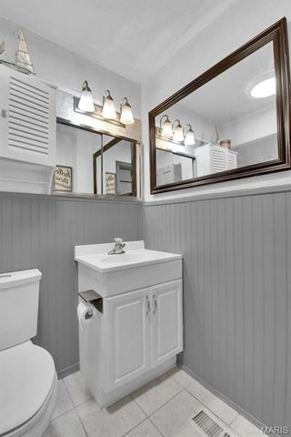 4959 Fairview Avenue, St Louis, MO 63139