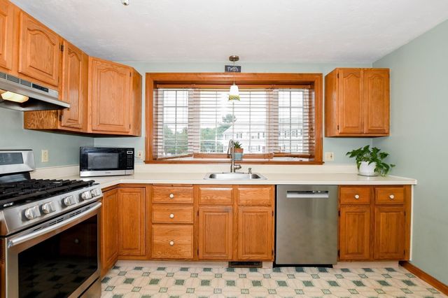 2697 Cranberry Hwy 12, Wareham, MA 02571