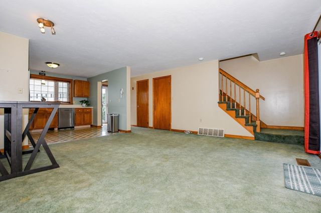 2697 Cranberry Hwy 12, Wareham, MA 02571