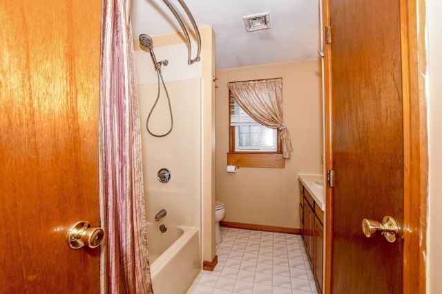 2697 Cranberry Hwy 12, Wareham, MA 02571