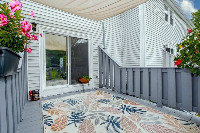 2697 Cranberry Hwy 12, Wareham, MA 02571