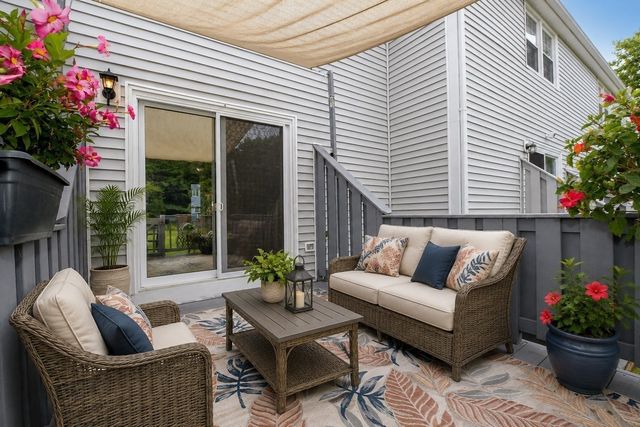 2697 Cranberry Hwy 12, Wareham, MA 02571