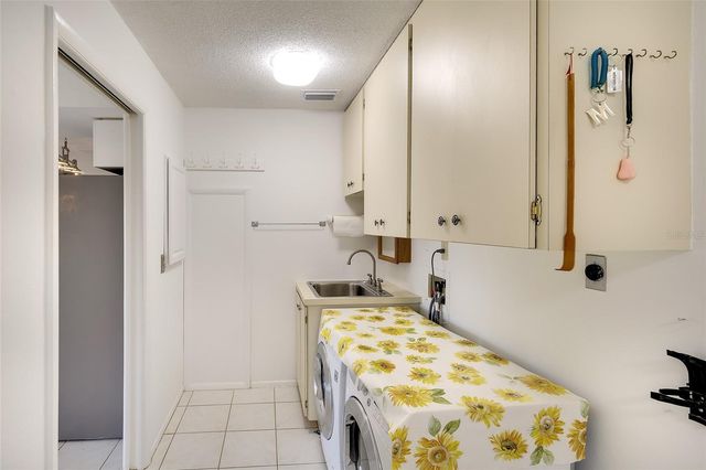 6517 10TH AVENUE W, Bradenton, FL 34209