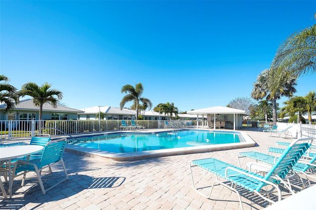 6517 10TH AVENUE W, Bradenton, FL 34209