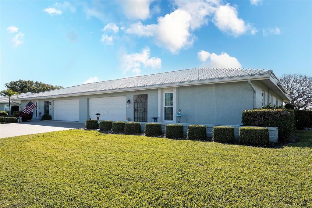 6517 10TH AVENUE W, BRADENTON, FL 34209 — photo 2