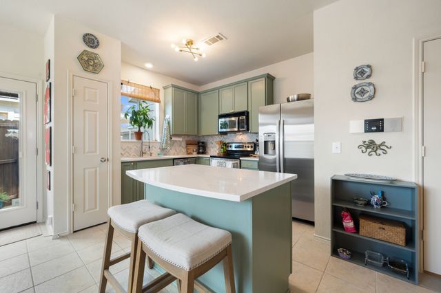 10812 Astor Drive, Fort Worth, TX 76244