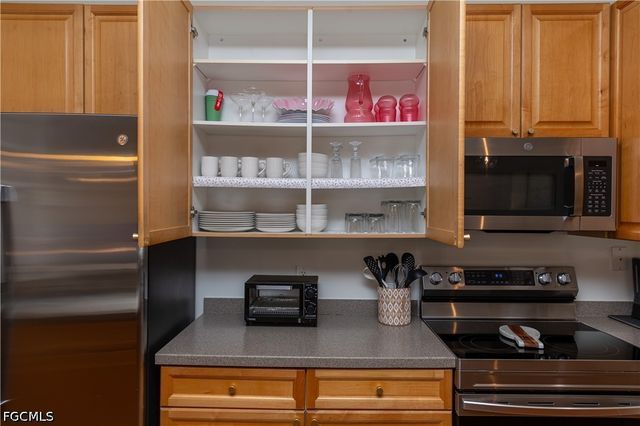 1896 Crestview WAY A47, Naples, FL 34119