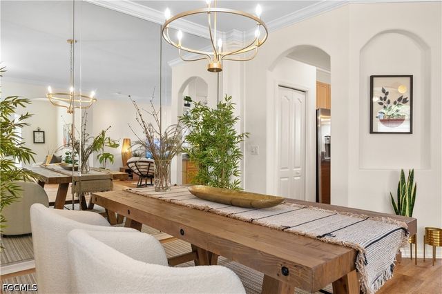 1896 Crestview WAY A47, Naples, FL 34119