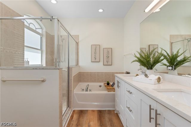 1896 Crestview WAY A47, Naples, FL 34119