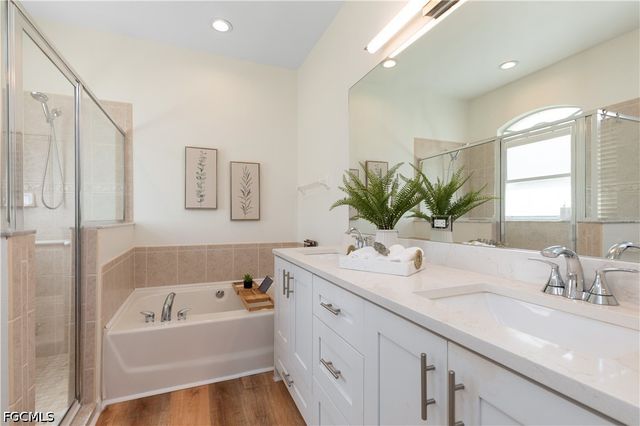 1896 Crestview WAY A47, Naples, FL 34119