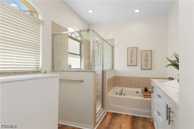 1896 Crestview WAY A47, Naples, FL 34119