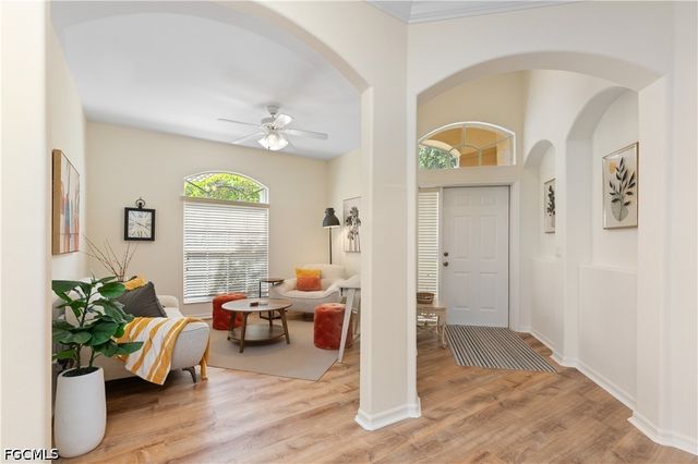 1896 Crestview WAY A47, Naples, FL 34119