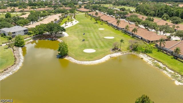 1896 Crestview WAY A47, Naples, FL 34119