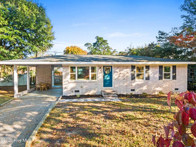 426 Keziah Street, Oak Island, NC 28465