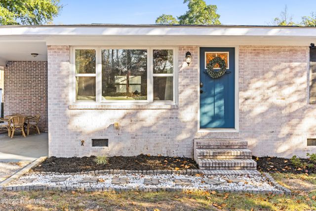 426 Keziah Street, Oak Island, NC 28465