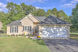 78 Willow Pointe Dr, Tullahoma, TN 37388